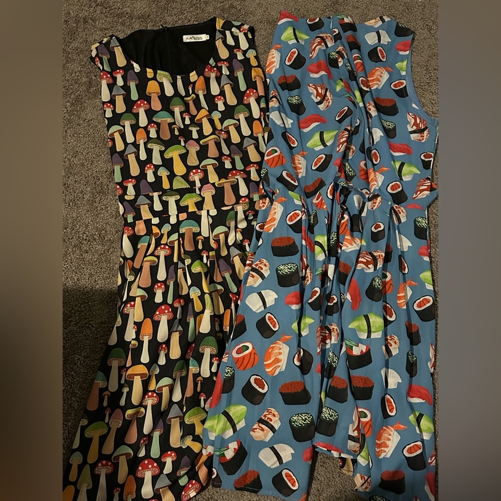 Bundle of 2 dresses EUC  Mushroom and Sushi Print size 1Xl